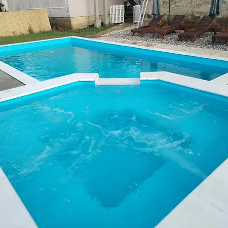 Kuca Na Kraju Sela Holiday home *